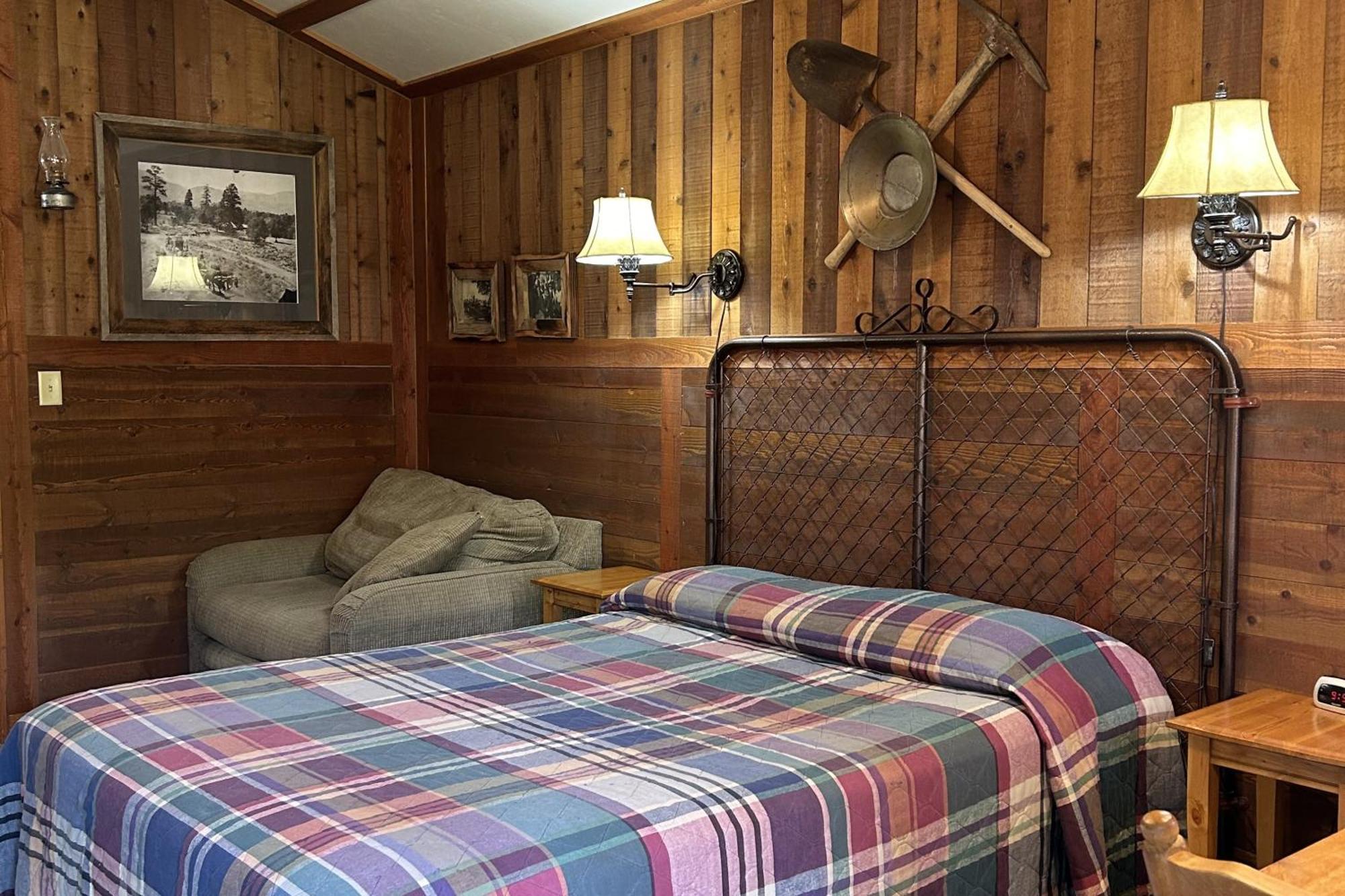 Moore'S Old Pine Inn Marysvale Buitenkant foto